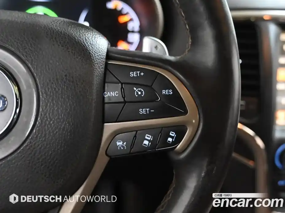 Jeep Cherokee 2015 3.0 Автомат в Москве № 170106, фото 17