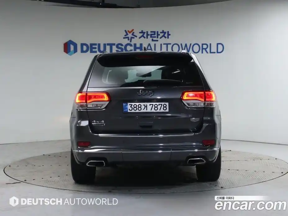 Jeep Cherokee 2015 3.0 Автомат в Москве № 170106, фото 3