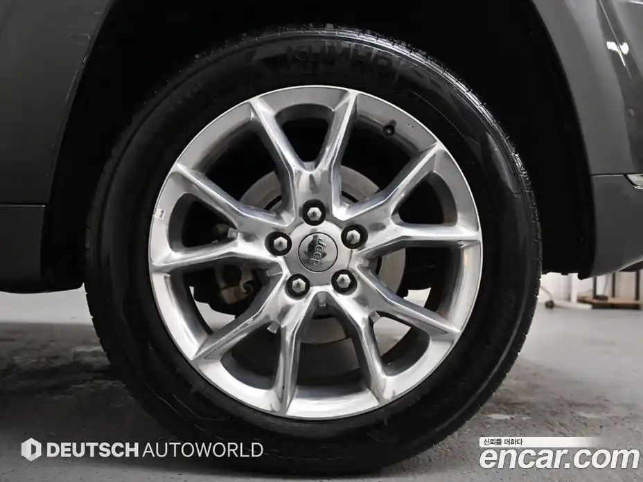 Jeep Cherokee 2015 3.0 Автомат в Москве № 170106, фото 4