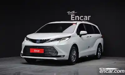 Toyota Sienna 2024 2.5 Автомат в Москве № 170260, миниатюра 6