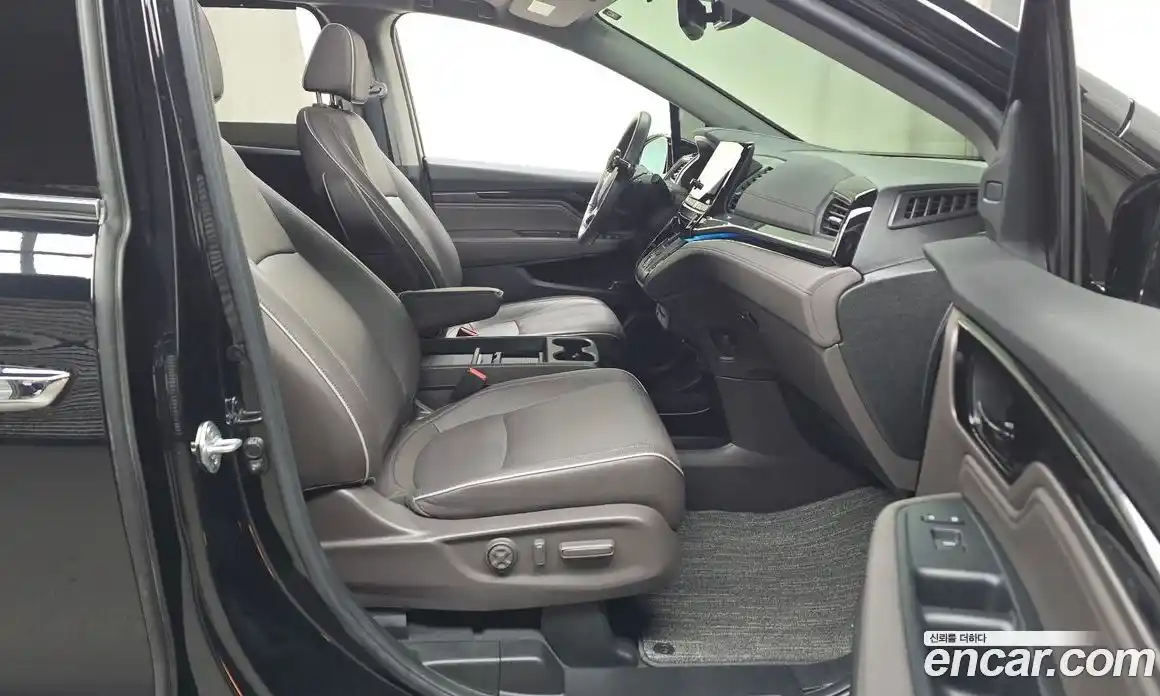 Honda Odyssey 2023 3.5 Автомат в Москве № 170436, фото 11