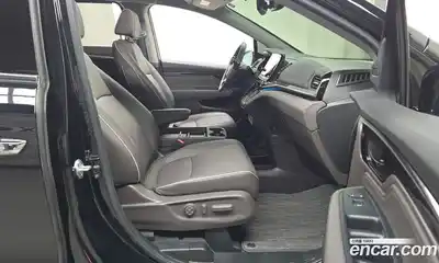 Honda Odyssey 2023 3.5 Автомат в Москве № 170436, миниатюра 11