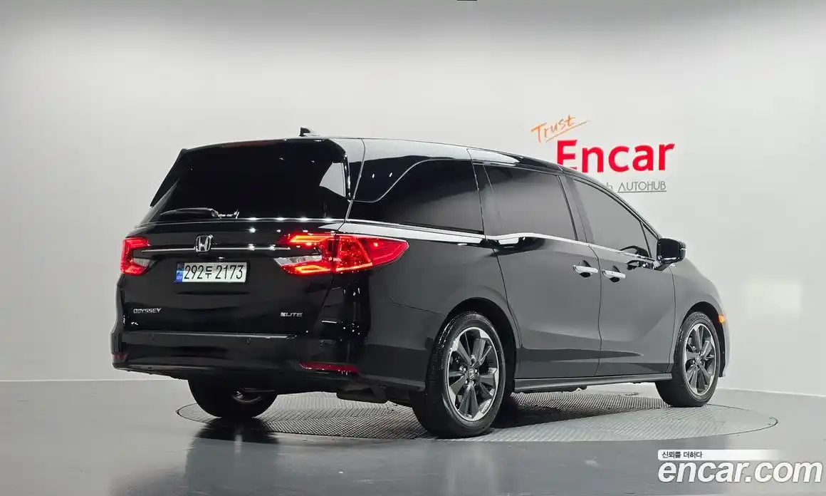 Honda Odyssey 2023 3.5 Автомат в Москве № 170436, фото 13