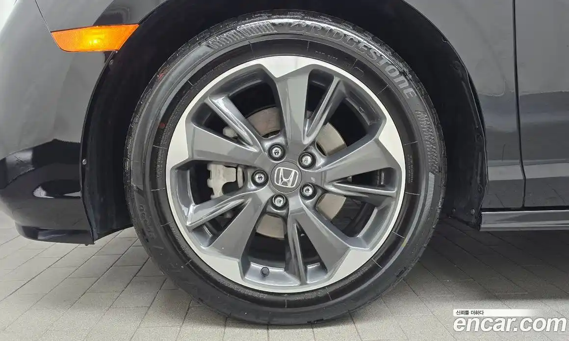 Honda Odyssey 2023 3.5 Автомат в Москве № 170436, фото 6