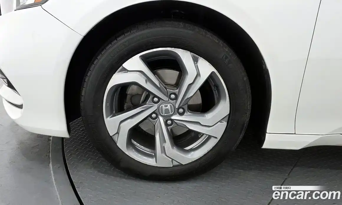 Honda Accord 2018 1.5 Автомат в Москве № 170454, фото 12