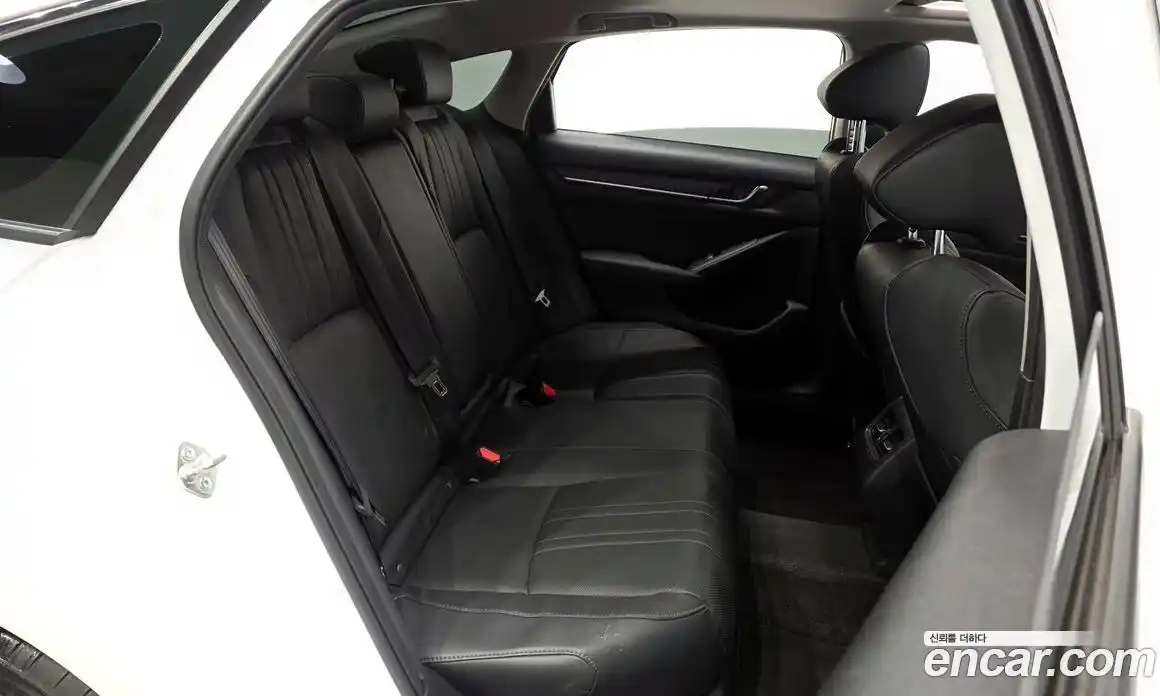 Honda Accord 2018 1.5 Автомат в Москве № 170454, фото 15