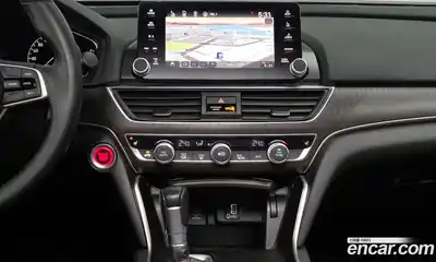 Honda Accord 2018 1.5 Автомат в Москве № 170454, миниатюра 4