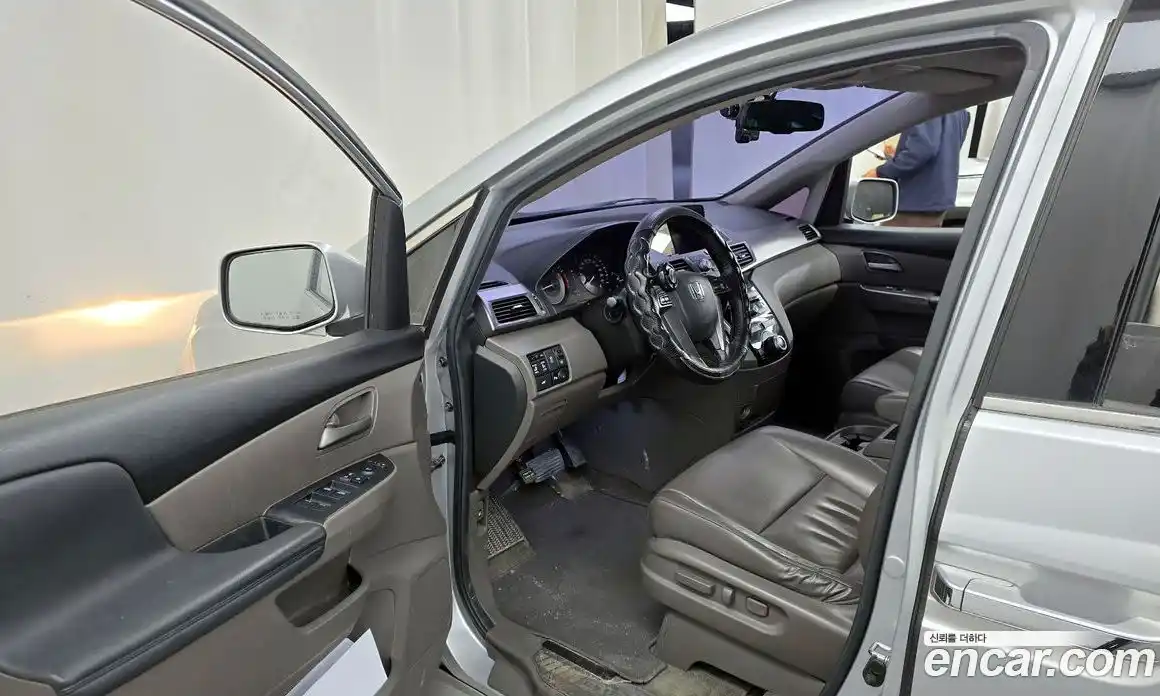 Honda Odyssey 2013 3.5 Автомат в Москве № 170684, фото 12