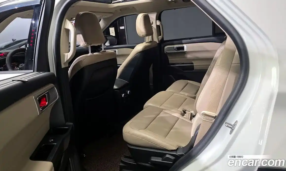 Ford Explorer 2020 2.3 Автомат в Москве № 170870, фото 18