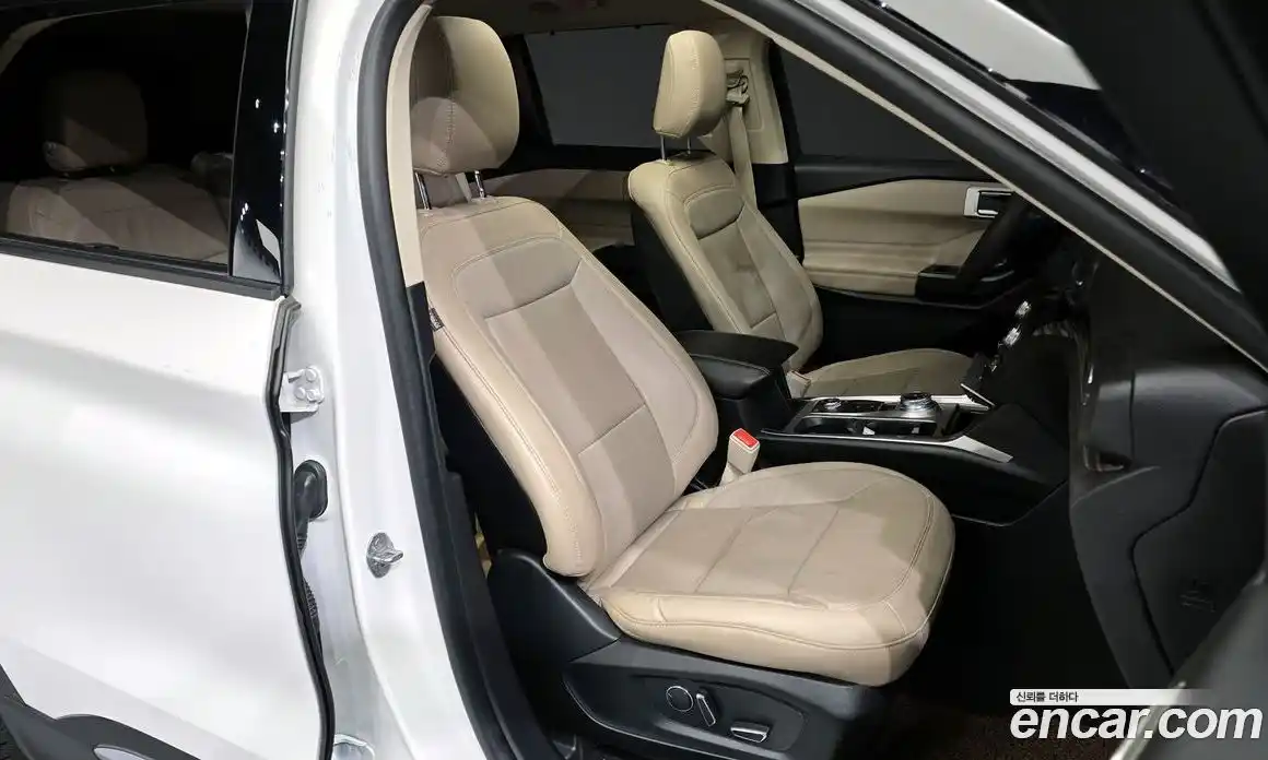 Ford Explorer 2020 2.3 Автомат в Москве № 170870, фото 20