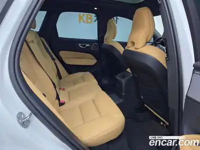 Volvo XC60 2025 2.0 Автомат в Москве № 177029, миниатюра 11