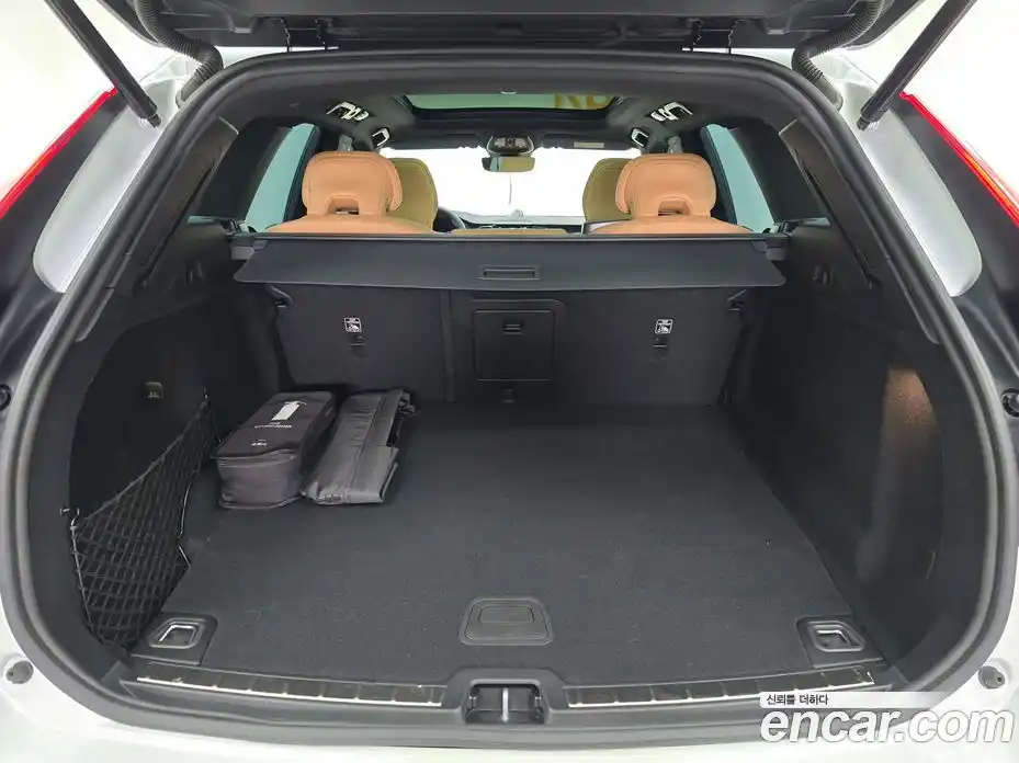 Volvo XC60 2025 2.0 Автомат в Москве № 177029, фото 20