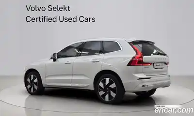 Volvo XC60 2025 2.0 Автомат в Москве № 177029, миниатюра 2