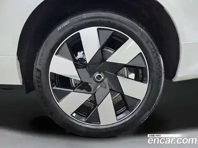 Volvo XC60 2025 2.0 Автомат в Москве № 177029, миниатюра 5