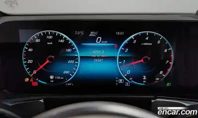 Mercedes-Benz GLB-Class 2021 2.0 Автомат в Москве № 177776, миниатюра 4