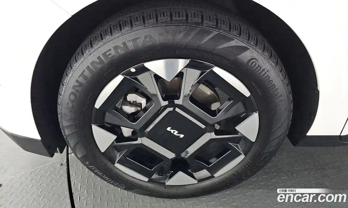 Kia Canival 2024 1.6 Автомат в Москве № 17812, фото 11