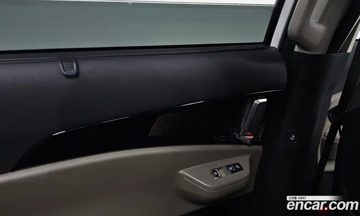 Kia Canival 2024 1.6 Автомат в Москве № 17812, фото 6