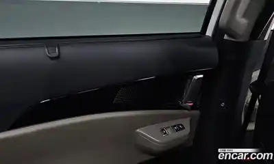 Kia Canival 2024 1.6 Автомат в Москве № 17812, миниатюра 6