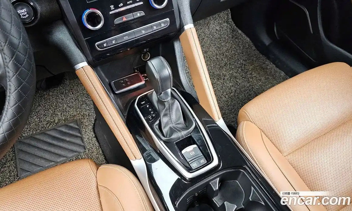 Renault QM6 2023 2.0 Автомат в Москве № 178413, фото 8