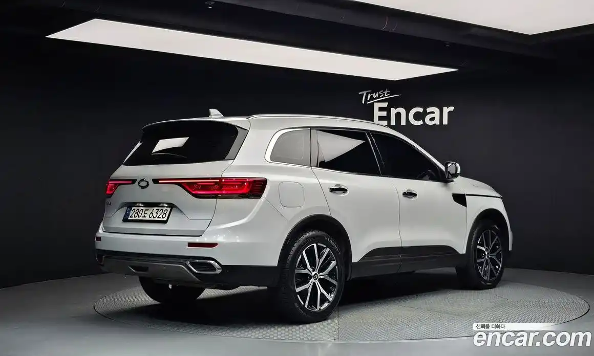 Renault QM6 2023 2.0 Автомат в Москве № 178413, фото 10