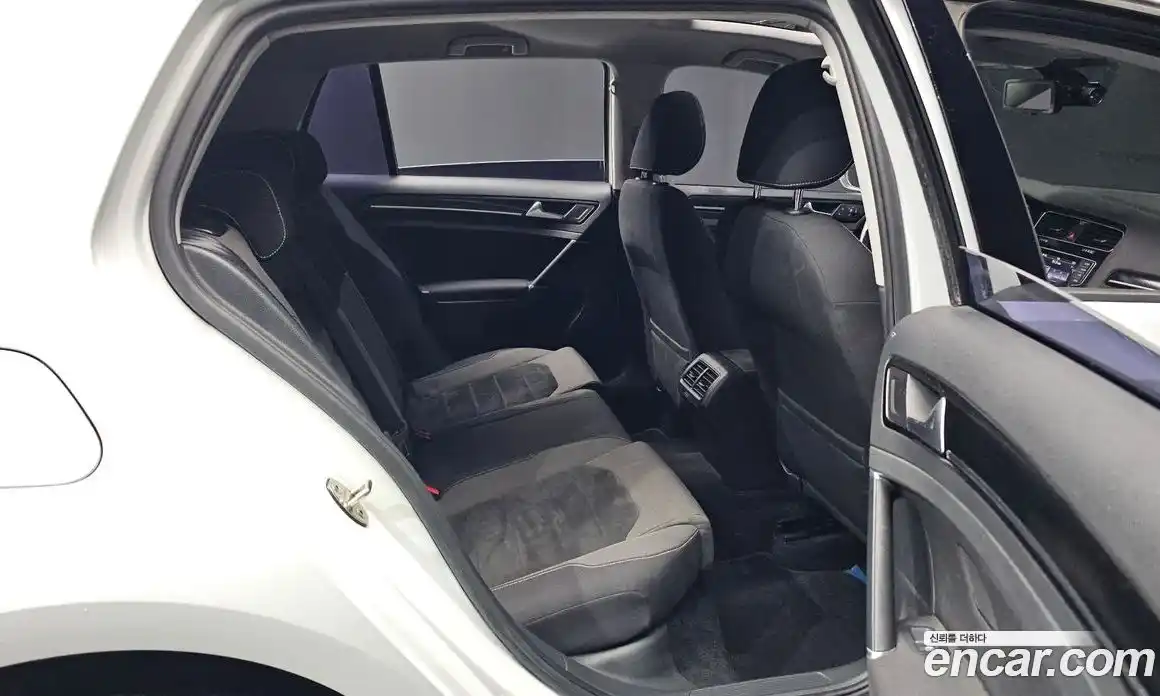 Volkswagen Golf 2014 2.0 Автомат в Москве № 180713, фото 12