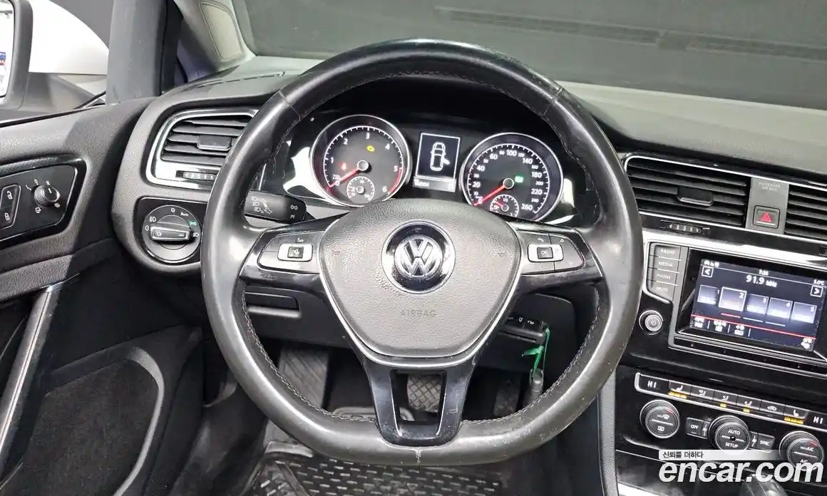 Volkswagen Golf 2014 2.0 Автомат в Москве № 180713, фото 13