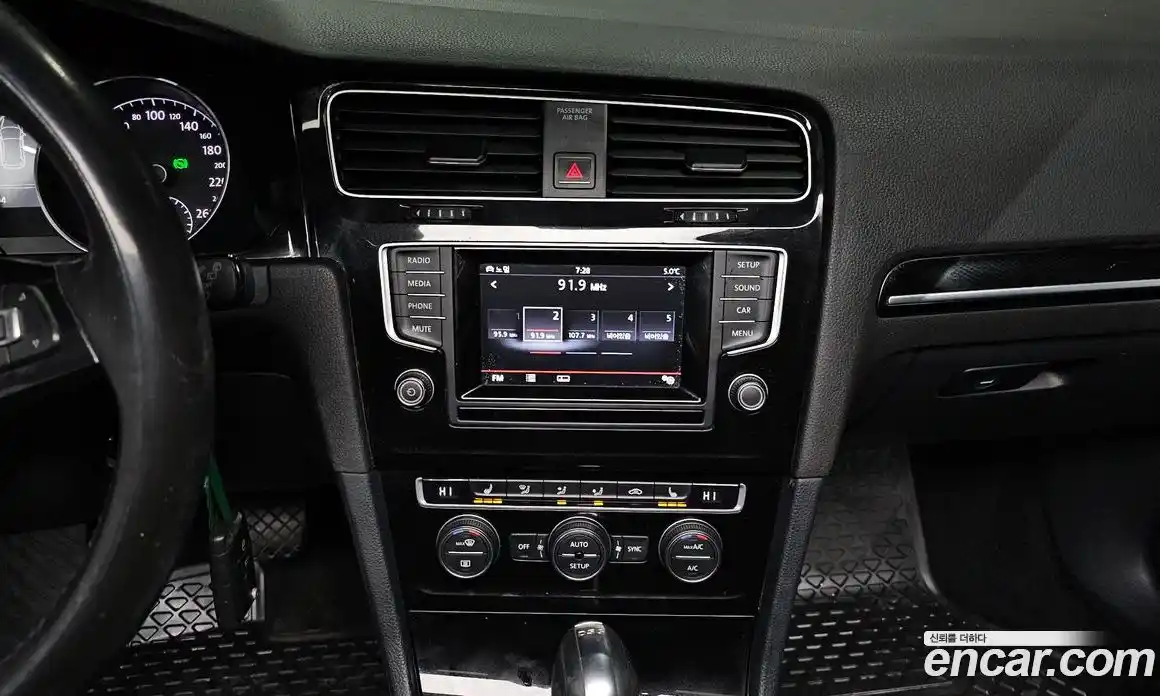 Volkswagen Golf 2014 2.0 Автомат в Москве № 180713, фото 15