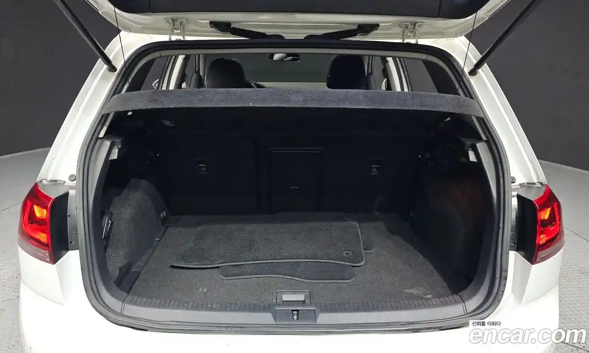 Volkswagen Golf 2014 2.0 Автомат в Москве № 180713, фото 20