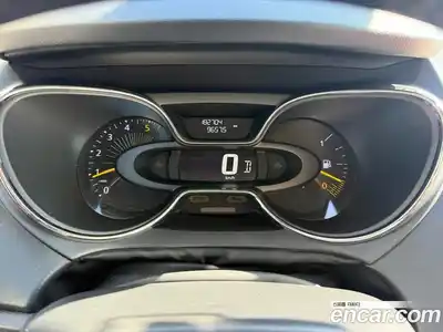 Renault QM3 2015 1.5 Автомат в Москве № 186558, миниатюра 12