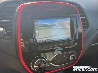 Renault QM3 2015 1.5 Автомат в Москве № 186558, миниатюра 8