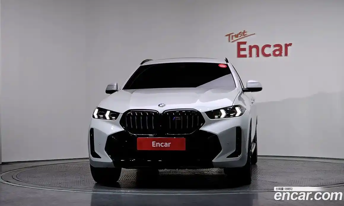 BMW X6 2025 3.0 Автомат в Москве № 187387, фото 3