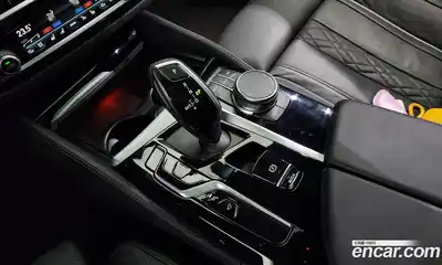 BMW 5-Series 2023 2.0 Автомат в Москве № 188955, миниатюра 4