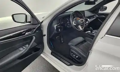 BMW 5-Series 2023 2.0 Автомат в Москве № 188955, миниатюра 9