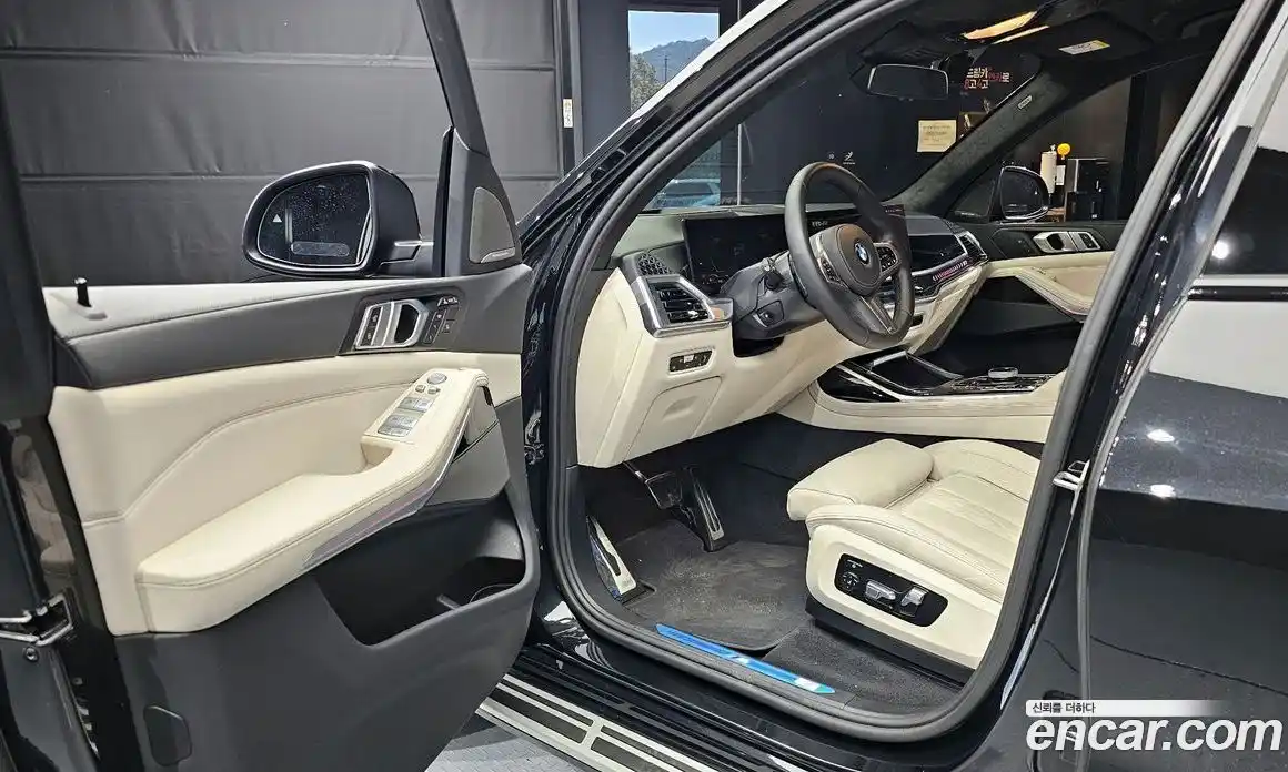 BMW X7 2023 3.0 Автомат в Москве № 190635, фото 4