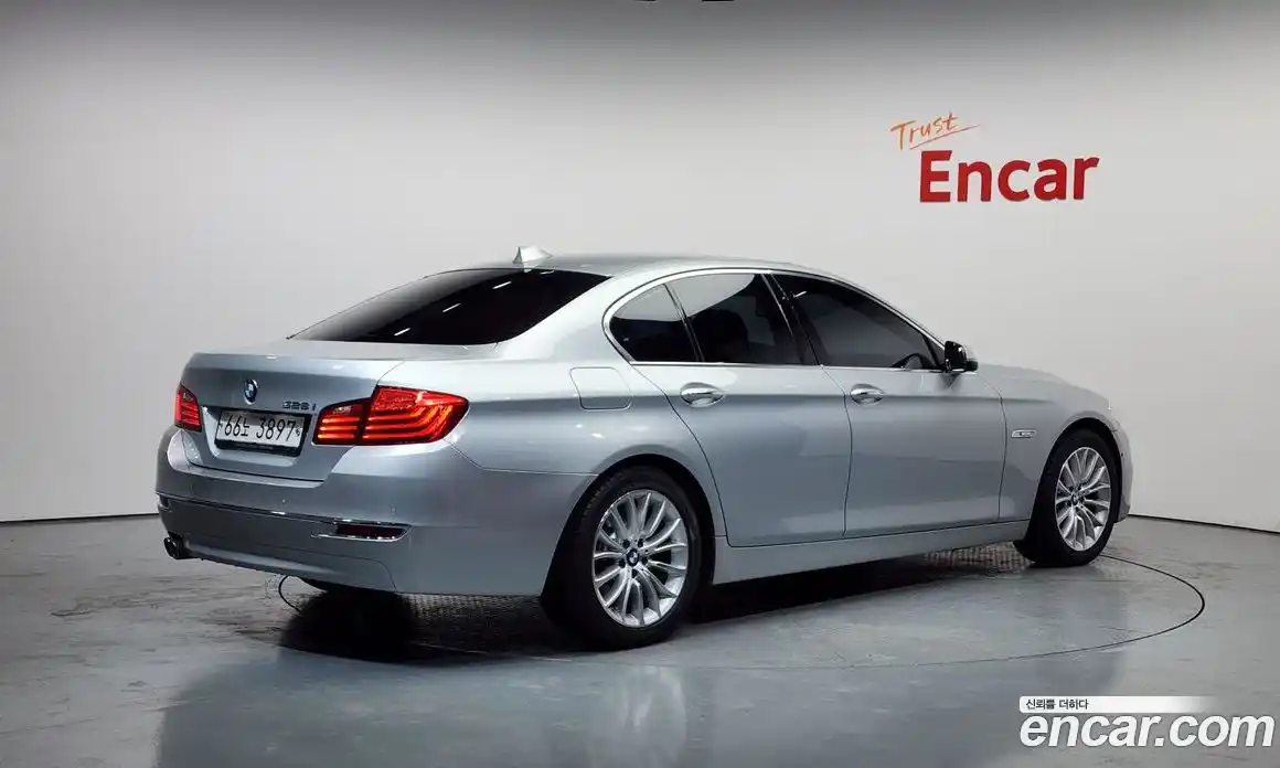 BMW 5-Series 2015 2.0 Автомат в Москве № 191236, фото 16