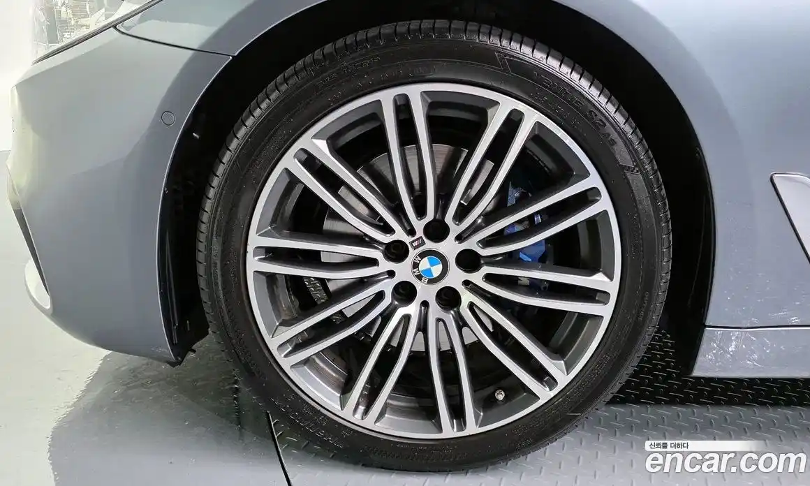 BMW 5-Series 2019 2.0 Автомат в Москве № 192178, фото 17