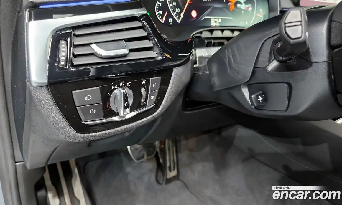 BMW 5-Series 2019 2.0 Автомат в Москве № 192178, фото 3