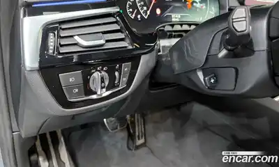 BMW 5-Series 2019 2.0 Автомат в Москве № 192178, миниатюра 3