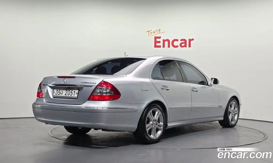 Mercedes-Benz E-Class 2007 1.8 Автомат в Москве № 192595, фото 1