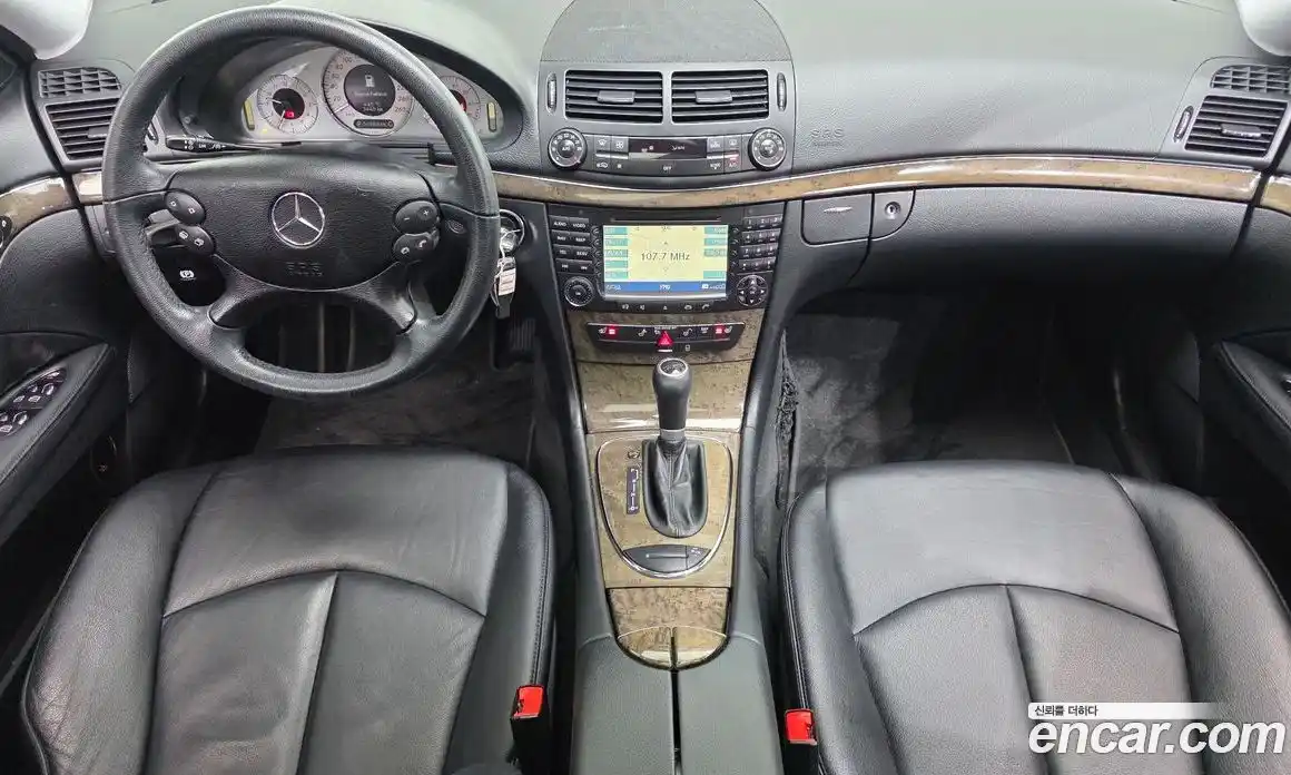 Mercedes-Benz E-Class 2007 1.8 Автомат в Москве № 192595, фото 18
