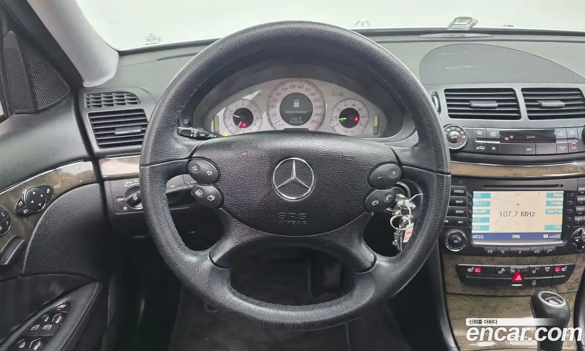 Mercedes-Benz E-Class 2007 1.8 Автомат в Москве № 192595, фото 8