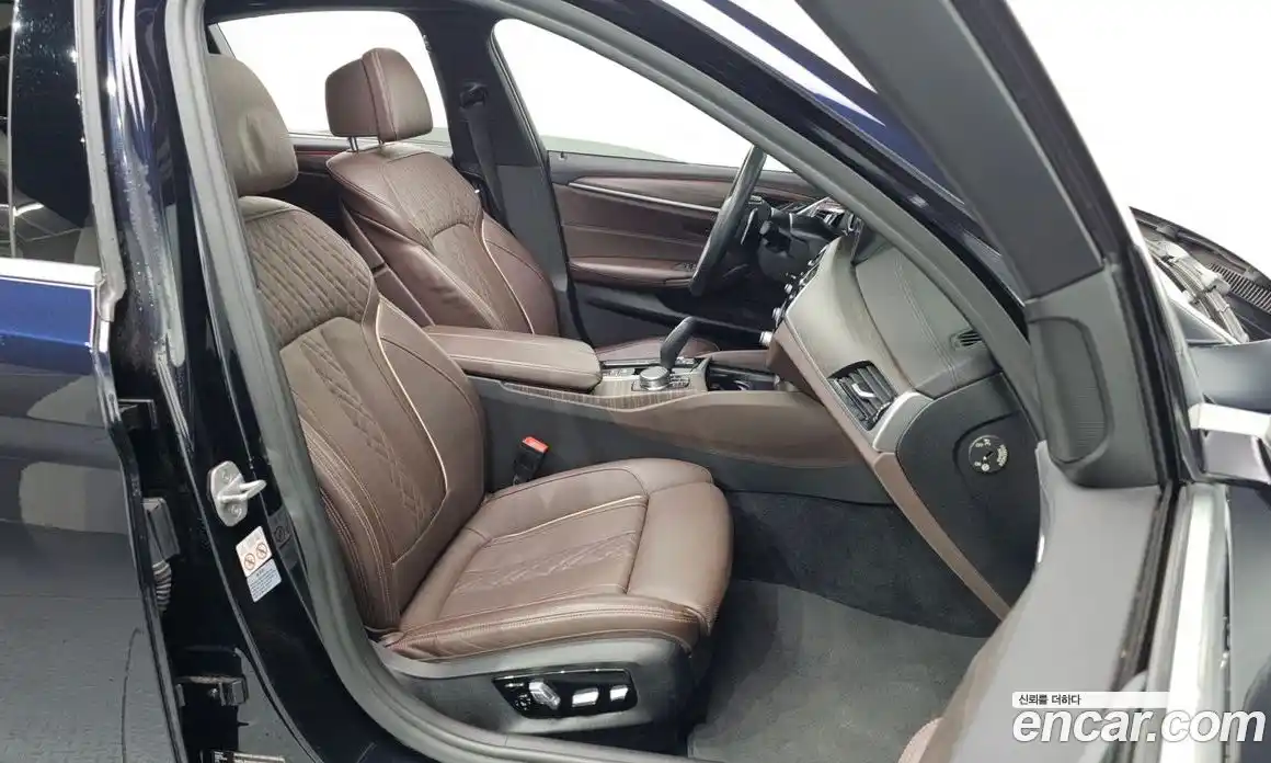 BMW 5-Series 2018 2.0 Автомат в Москве № 192898, фото 11