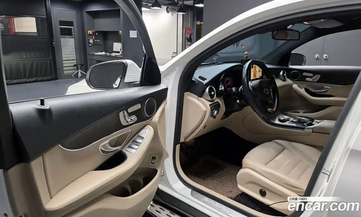 Mercedes-Benz GLC-Class 2019 2.0 Автомат в Москве № 194051, фото 17