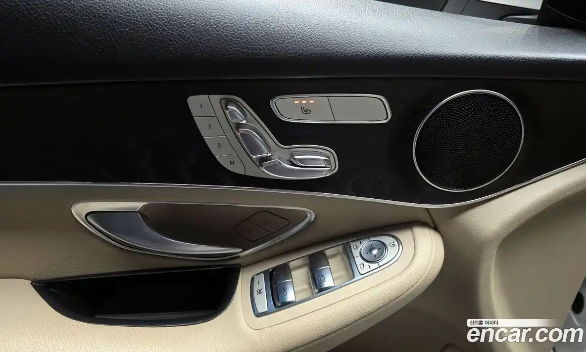 Mercedes-Benz GLC-Class 2019 2.0 Автомат в Москве № 194051, фото 18