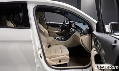 Mercedes-Benz GLC-Class 2019 2.0 Автомат в Москве № 194051, миниатюра 3