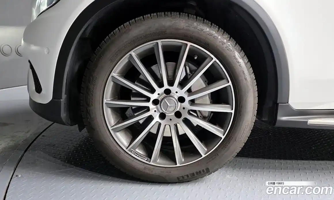 Mercedes-Benz GLC-Class 2019 2.0 Автомат в Москве № 194051, фото 8