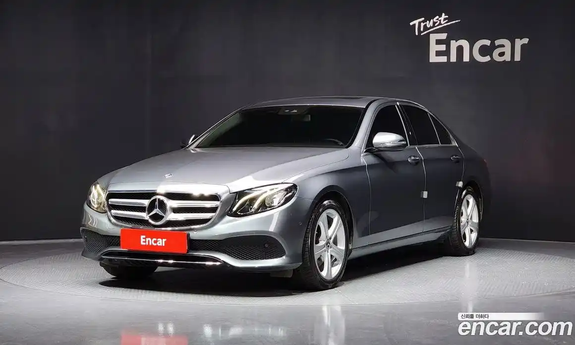 Mercedes-Benz E-Class 2017 2.0 Автомат в Москве № 194863, фото 11