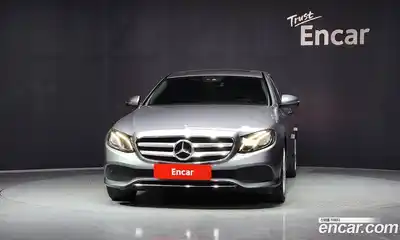 Mercedes-Benz E-Class 2017 2.0 Автомат в Москве № 194863, миниатюра 12