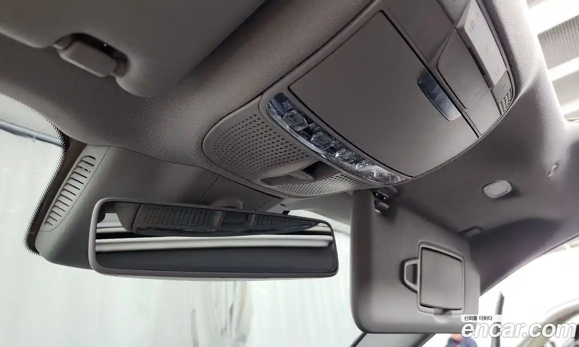 Mercedes-Benz E-Class 2017 2.0 Автомат в Москве № 194863, фото 18