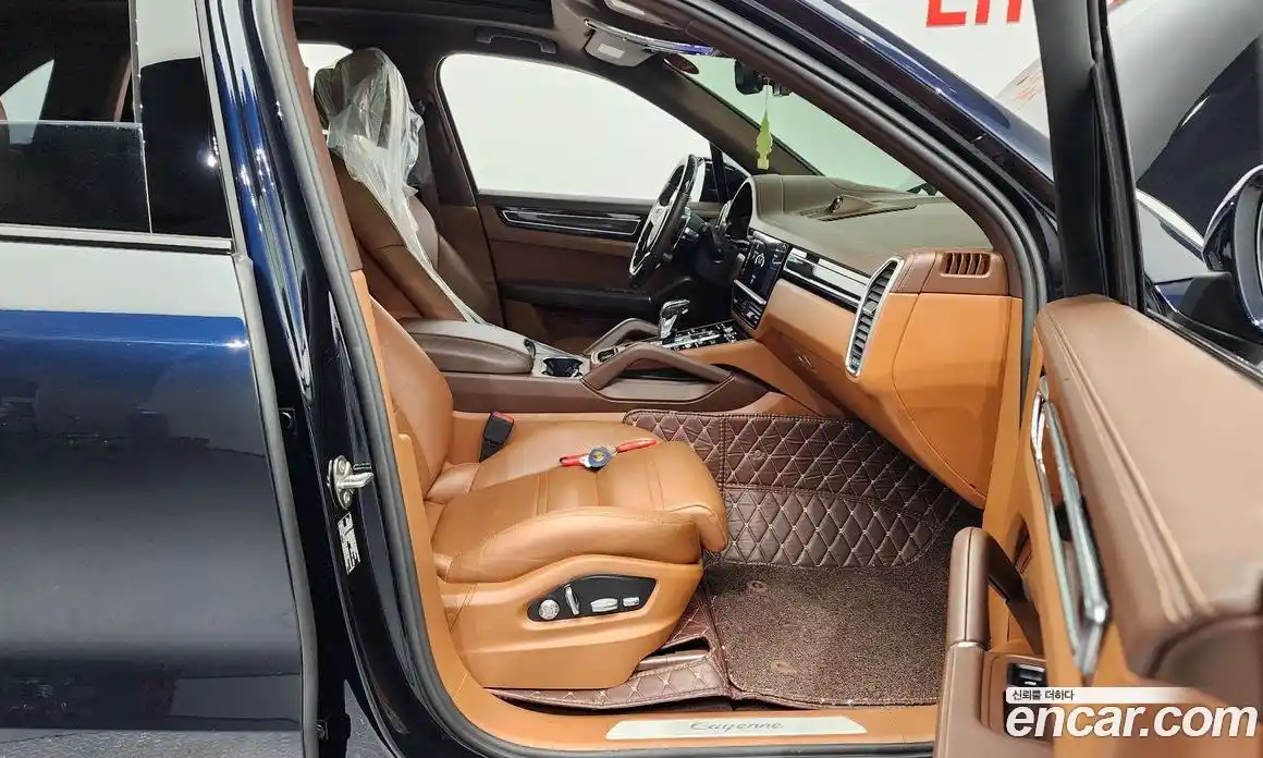 Porsche Cayenne 2019 3.0 Автомат в Москве № 197557, фото 4